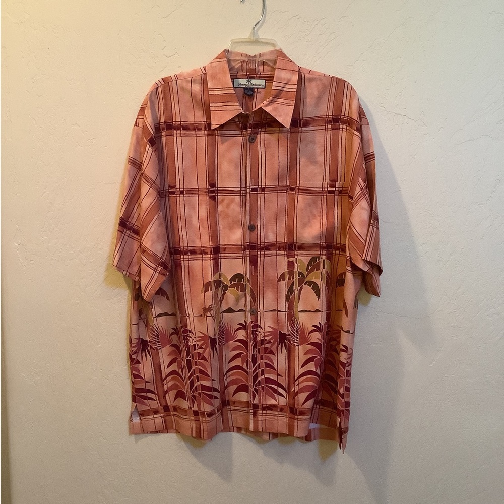 Tommy Bahama large shirt